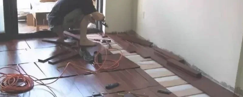 房间铺地板怎么算面积
