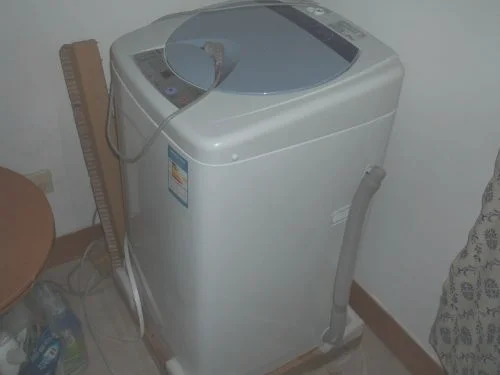 洗衣机的排水管怎么拆
