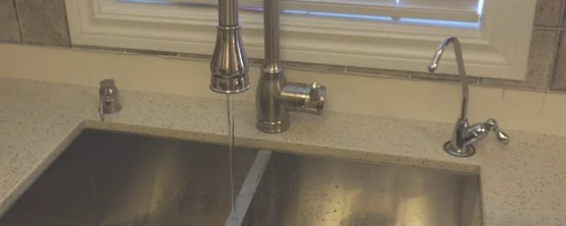 厨房水管漏水怎么修补