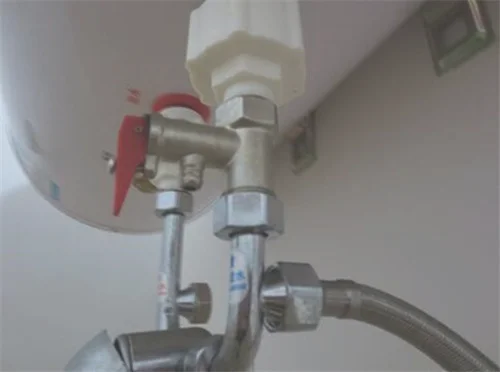 电热水器减压阀漏水怎么办