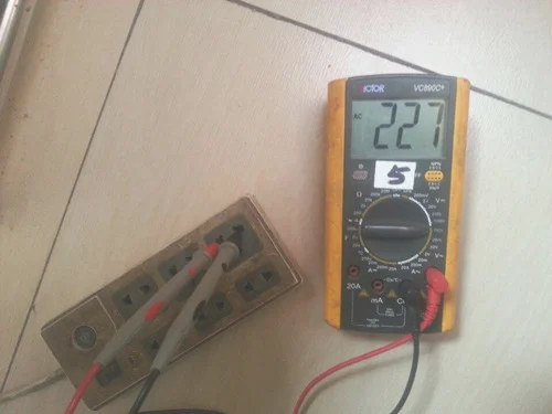 万用表怎么测电压