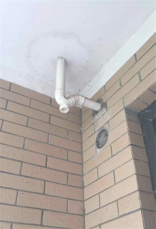 阳台下水管漏水怎么办