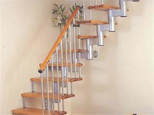 家用阁楼伸缩楼梯楼梯口尺寸是多少