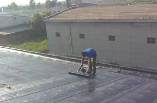 屋顶漏水自己补漏的方法有哪些