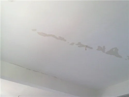 卧室天花板漏水是怎么回事