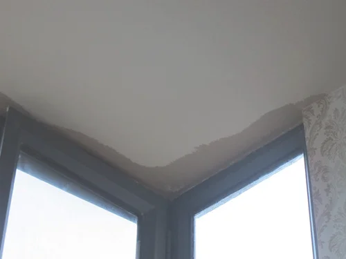 飘窗顶部漏水的原因有哪些