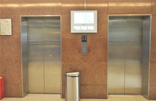 电梯如何实现自动平层功能
